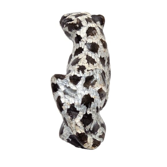 Carved Stone Cheetah Leopard Figurine Seated Sculpture Small Black White Cat - Picture 3 of 5